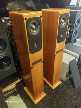 Jean Marie Reynaud High-End StandLautsprecher  Studio 2 Kirschholz bi-Amping